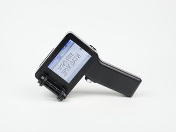 Ручний каплеструменевий принтер Yaomatec Q-compact чорний 12.7mm &ndash; маркіратор дат, QR/штрихкод, 600 DPI 0258 фото